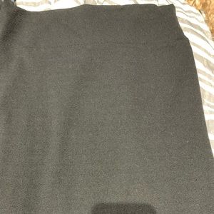 LuLaRoe slim-style skirt